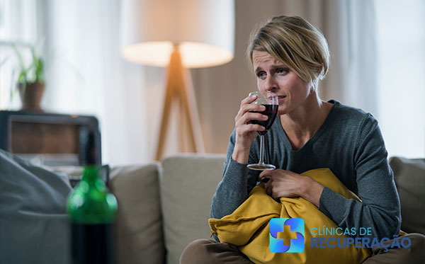 Mulher Alcoólatra Rio Preto - MG - Tratamento em Clínica de Reabilitação Mulher Alcoólatra Rio Preto - MG - Tratamento em Clínica de Reabilitação