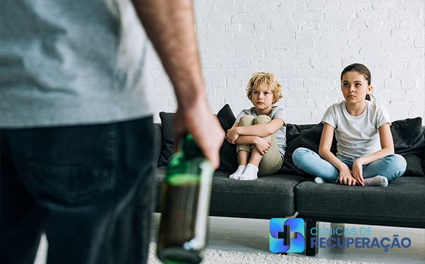 Alcoolismo Destrói a Família - Busque Clínica de Recuperação em Turmalina - MG 