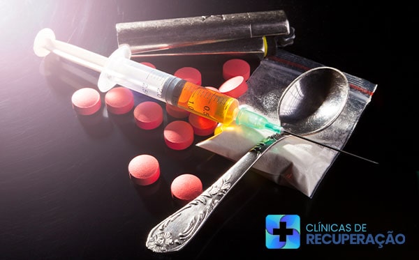 Dependente de Drogas Espírito Santo do Dourado - MG - Clínica de Recuperação 